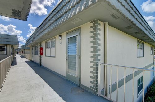 190 Brittany D, Delray Beach, FL 33446-2032