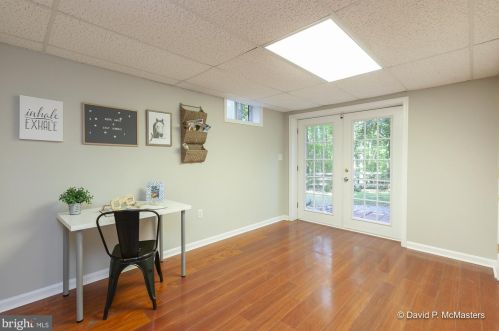277 Black Cub Run Ln, Harpers Ferry WV  25425-6805 exterior