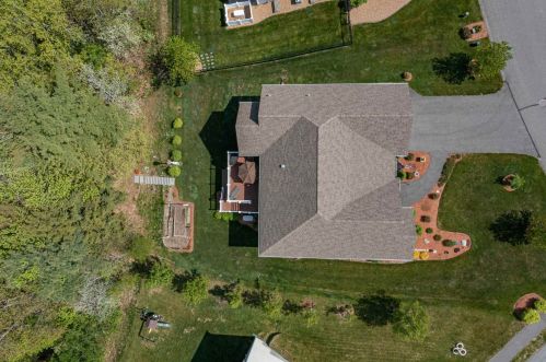 73 Diamondback Ave, Nashua, NH 03062-1048