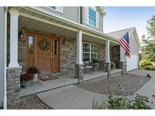 4318 Indian Trl, Twin View Heights, IA 52333-9687