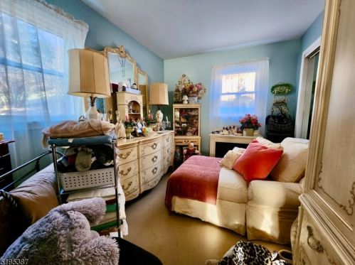 70 Haggerty Rd, Wantage NJ  07461-2706 exterior