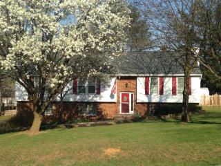 105 Cleremont Dr, Fredericksburg, VA 22405-3326