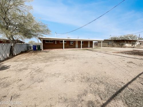 939 Nebraska St, Tucson AZ  85706-2333 exterior