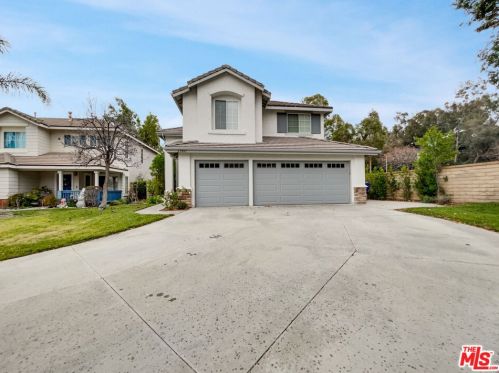 23801 Woodpark Ct, Santa Clarita, CA 91354-1425