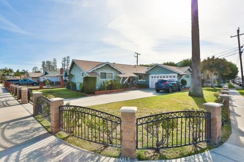 12512 Tours Ave, Garden Grove CA  92843-4127 exterior