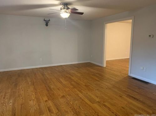 58 Johnson Cove Rd, Norwich CT  06351-1022 exterior