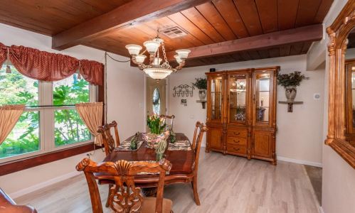 616 Q St, Rio Linda CA  95673-1427 exterior