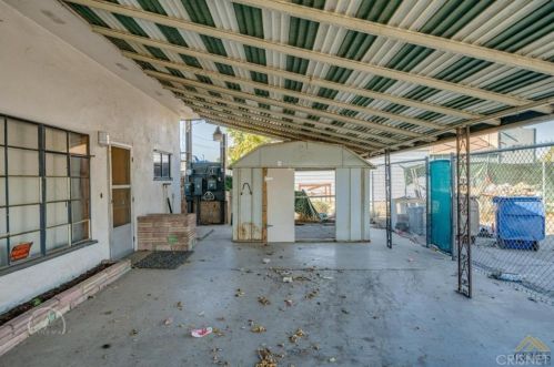 203 Chester Ave, Bakersfield, CA 93304-3648