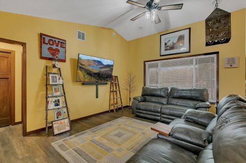 603 Brookwood Ln, Saint Cloud MN  56303-4812 exterior