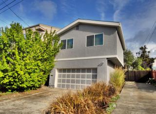 528 4th Ln, South San Francisco CA  94080-2602 exterior