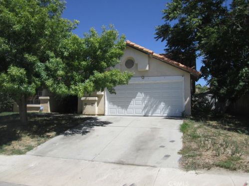 143 Noga Ave, San Jacinto, CA 92582-3858