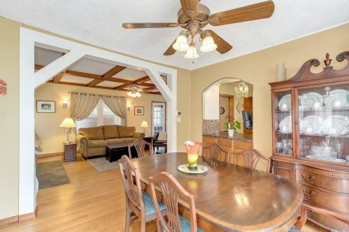 77 Rollstone Ave, West Sayville NY  11796-1309 exterior