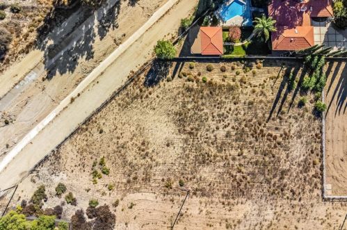 10410 Live Oak Ave, Beaumont CA  92223-4414 exterior