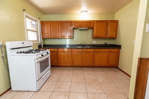 1168 South St, Anaheim CA 92806-4428 exterior