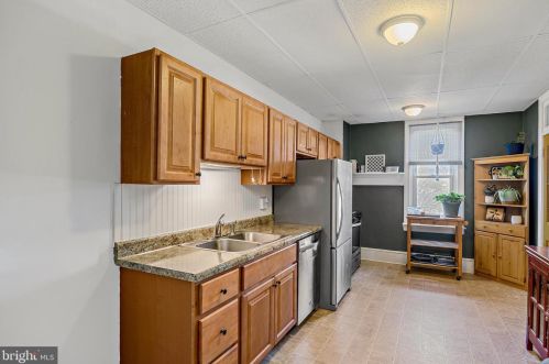 117 Gay St, Red Lion PA  17356-1114 exterior