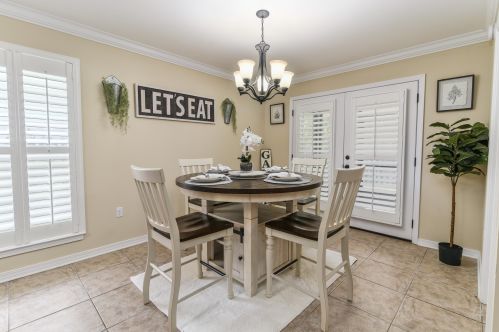 73 10th St, Shalimar FL  32579-1553 exterior