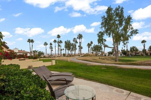 55154 Laurel Vly, La Quinta CA  92253-5639 exterior