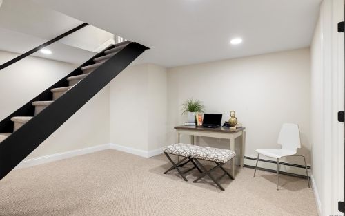 40 West Dr, San Remo NY  11754-3815 exterior