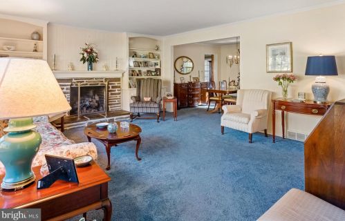 1606 Windybush Rd, Wilmington DE  19810-4442 exterior