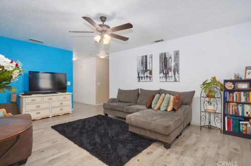 12719 Gifford Way, Victorville CA  92392-7430 exterior