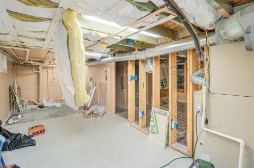 352 Park Ave, Valpo IN  46383-4645 exterior