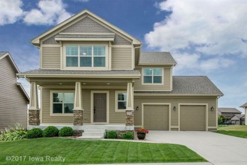 1919 17th St, Ankeny, IA 50021-4126