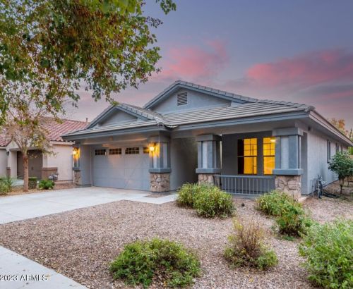 4253 Bonanza Rd, Gilbert, AZ 85297-4404