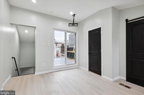 602 Annin St, Philadelphia PA  19147-4809 exterior