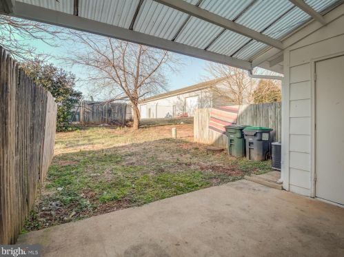 20 Coventry Ct, Fredericksburg VA  22405-2759 exterior