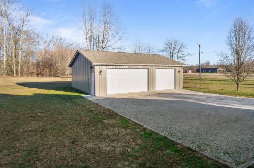 162 Black Hawk Dr, Sardinia OH  45171-9665 exterior
