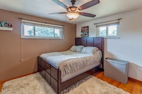 1520 Larkspur Dr, Finleyville PA  exterior