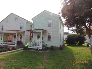 230 Mahoning St, Danville, PA 17821-1938