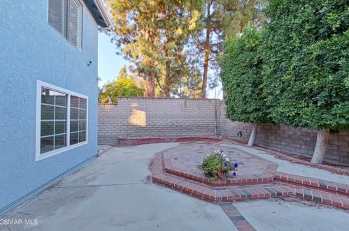 1494 Rio Vista Ct, Simi Valley CA  93065-5810 exterior
