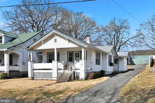 75 Pleasant Valley Rd, Lincoln Colliery, PA 17963-9564