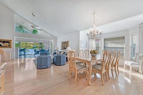 3574 Midas Pl, Naples FL  34105-5615 exterior