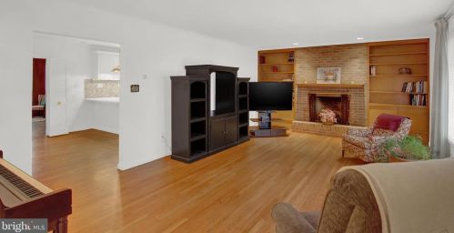 1226 Chestnut St, Hazle Township PA  18201-7502 exterior