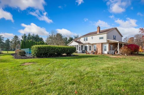 3854 Maple Grove Rd, Marion OH  43302-8459 exterior