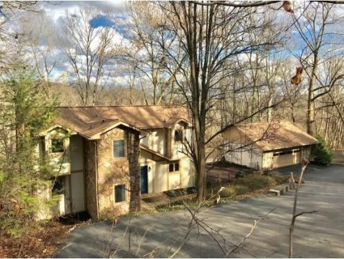 1039 Fain Ave, Kingsport, TN 37660-1369
