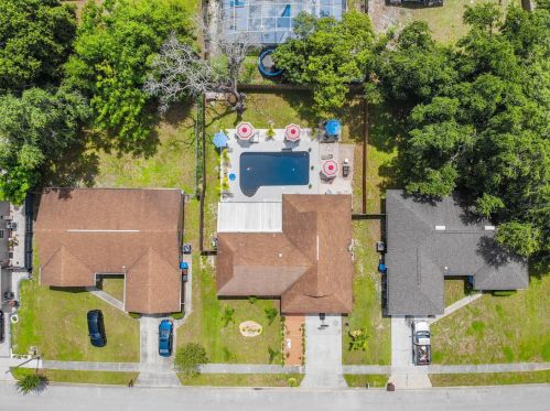 2425 Franklin Dr, Kissimmee FL 34744-2725 exterior