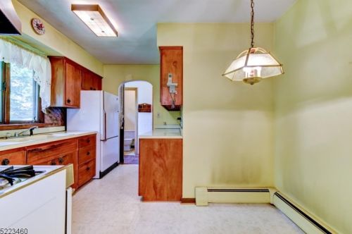 901 Meadowbrook Rd, Fredon NJ  07860-4519 exterior