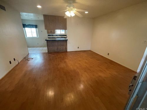 414 Collamer Dr, Long Beach, CA 90746-1140