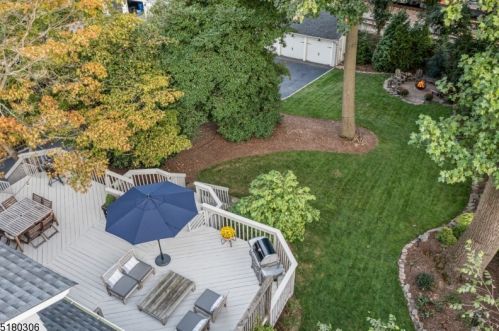 134 Maplewood Ave, Maplewood NJ 07040-1233 exterior