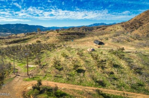 13001 Koenigstein Rd, Santa Paula CA  93060-9667 exterior