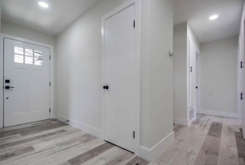 6788 Benson Ave, San Diego CA  92114-5833 exterior