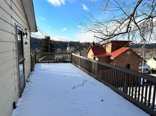 230 4th St, West Newton, PA 15089-1604