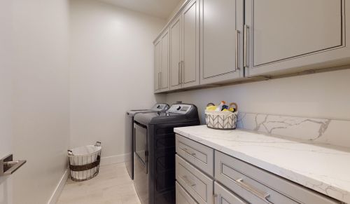 52040 Avenida Velasco, La Quinta CA  92253-3080 exterior