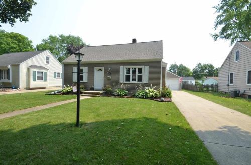 908 Winford Ave, Green Bay, WI 54303-4027