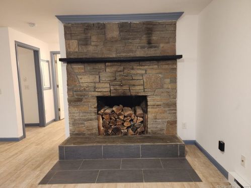 473 Plainfield Rd, Norwich CT  06351-1737 exterior