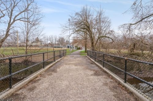 82 Montgomery St, Bloomfield NJ  07003-6064 exterior