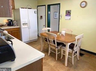 376 Amosland Rd, Holmes PA  19043-1203 exterior